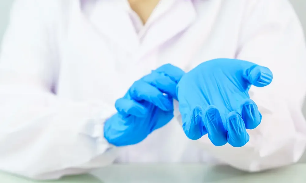 The Importance of Wearing nitrile gloves