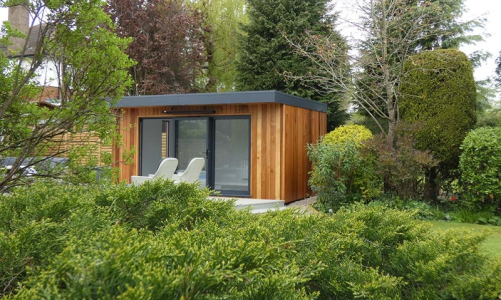 Stylish and Practical Ideas for Decorating Your Modern Garden Room