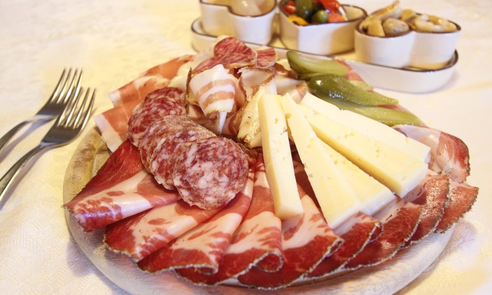 Best Cheese Pairings: What Cheese Goes Best With Salami